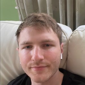 Meet your Posher, Jonathan